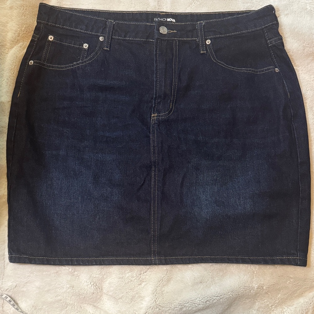 Fashion Nova Dark Indigo Denim Skirt Size 1X